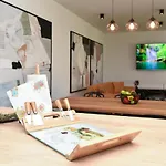 Spacious With Pool And Garden In *