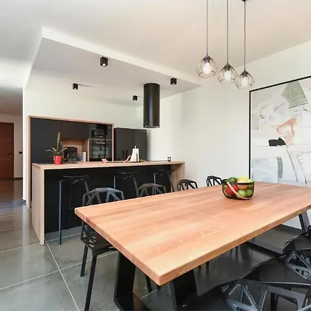 Villa Spacious With Pool And Garden In *